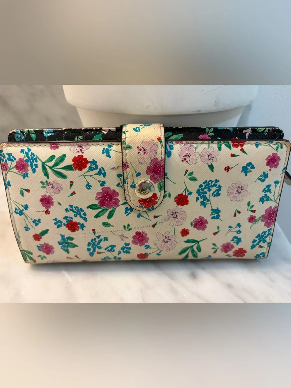 kate spade New York Stacey Floral Zip Wallet Wristlet and coin purse
